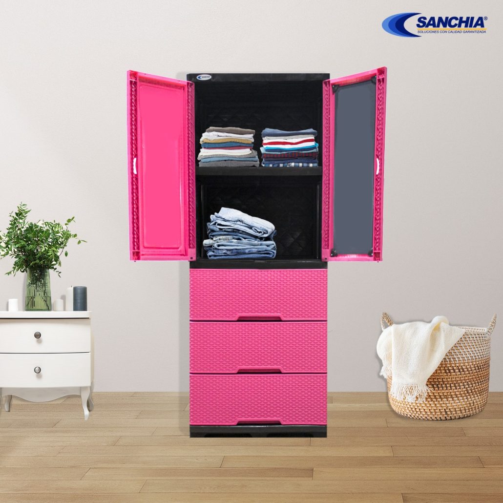 Guía para organizar ropa con armarios de plástico en Guatemala