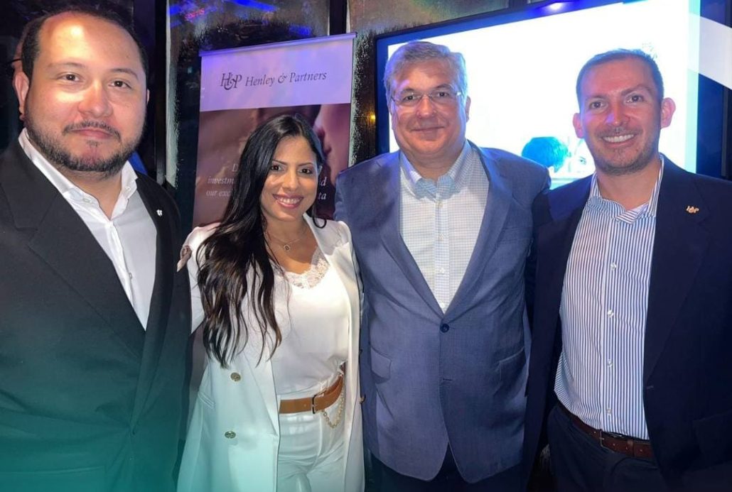 Francisco Martinelli impulsa diálogo en el conversatorio STEP Panamá